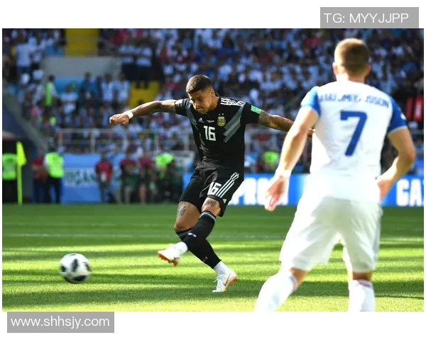 冰岛铁血足球防守核心成长之路与坚韧意志全面解读